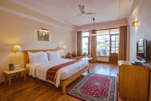 Hotel Rooms in Shimla – Comfortable Stays with Scenic Views