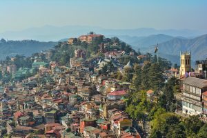 Shimla hotel with comfortable rooms and panoramic mountain views