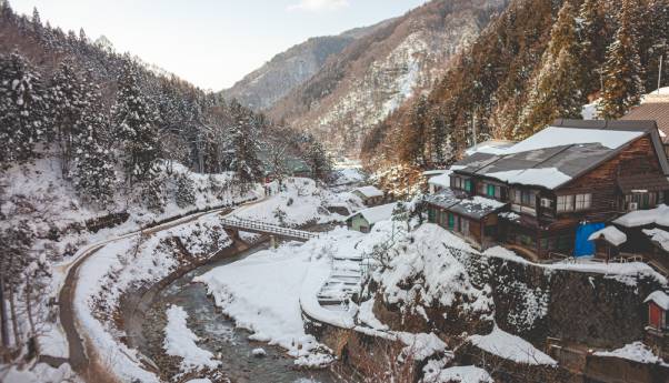 View of a Honeymoon Hotel in Shimla for convenient Shimla hotel booking