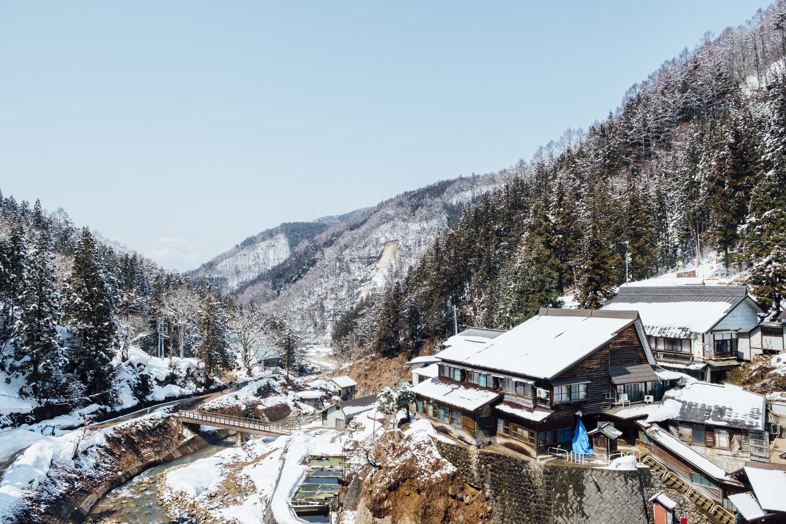 View of a Honeymoon Hotel in Shimla for convenient Shimla hotel booking